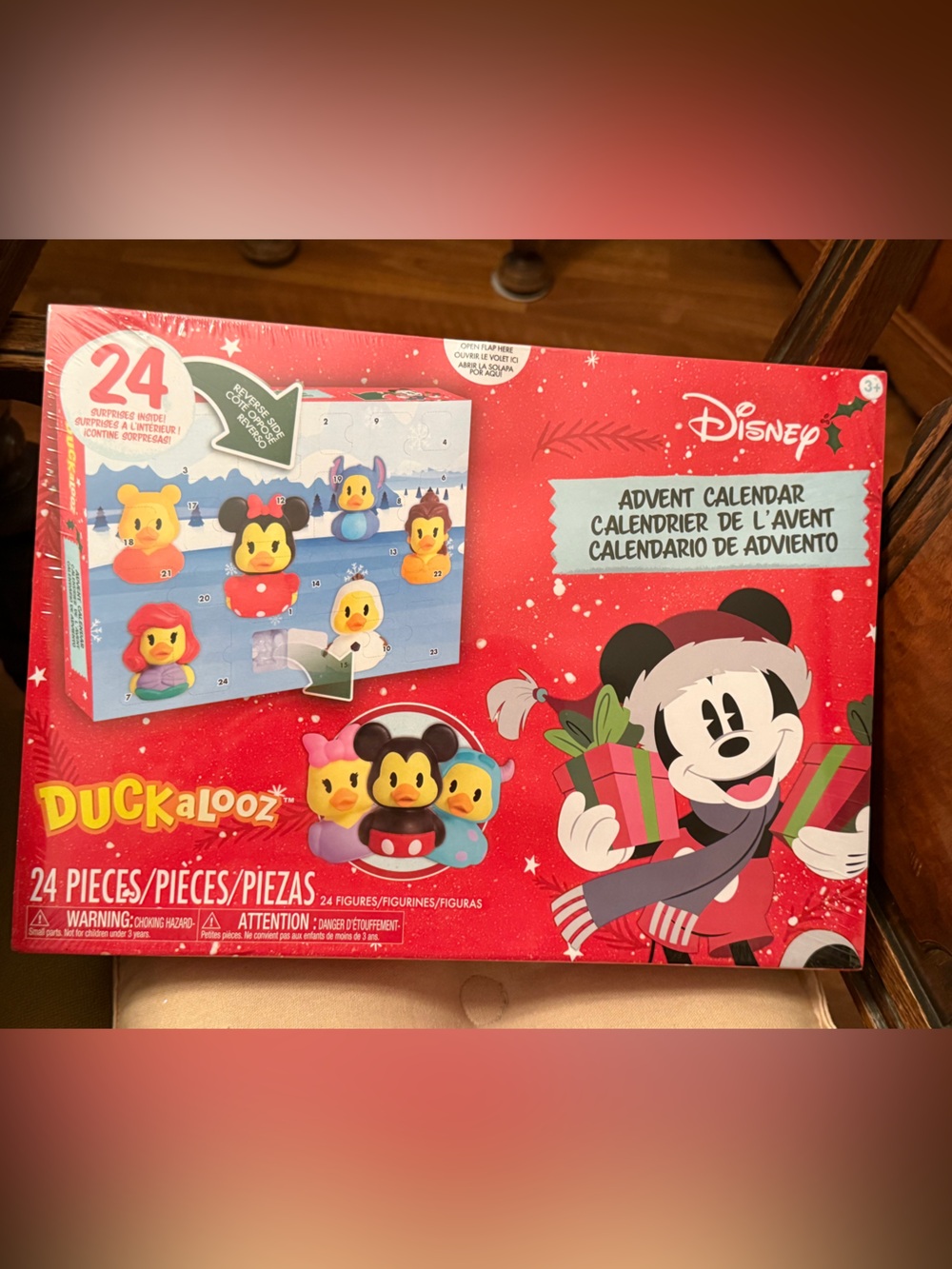 Disney Christmas Duckalooz 24 piece Holiday Advent Calendar Rubber Ducks